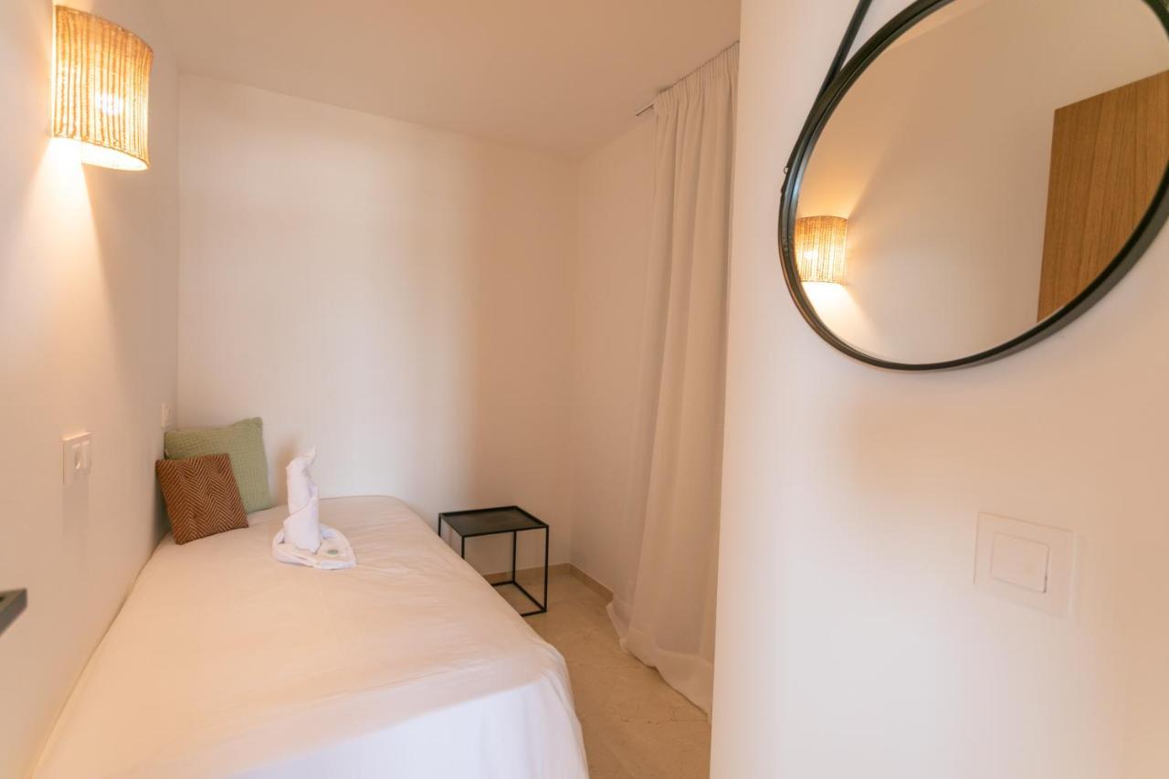 Beachfront Holiday Apartment Lotja 7 - Grupo Berna Колонья Сант Джордин Экстерьер фото
