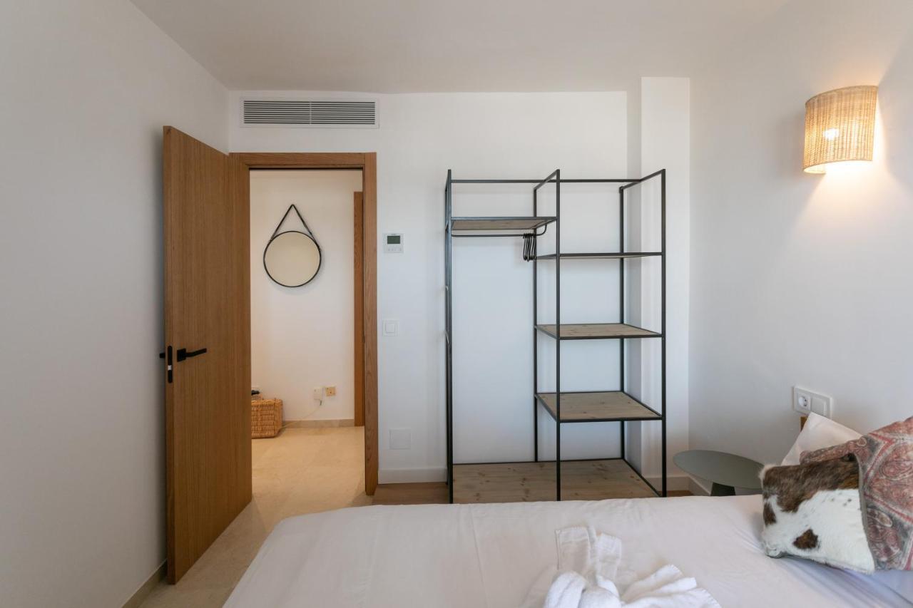 Beachfront Holiday Apartment Lotja 7 - Grupo Berna Колонья Сант Джордин Экстерьер фото